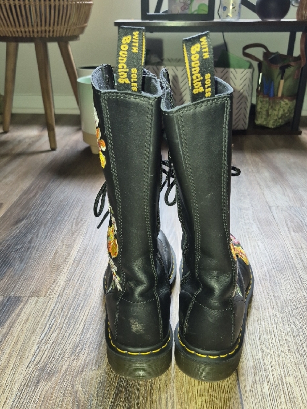 Dr. Martens Black Lace-Up Combat Boots with Multicolor Floral Embroidery - Picture 4 of 6